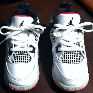 Nike Air Jordan 4 retro kids-sz 8